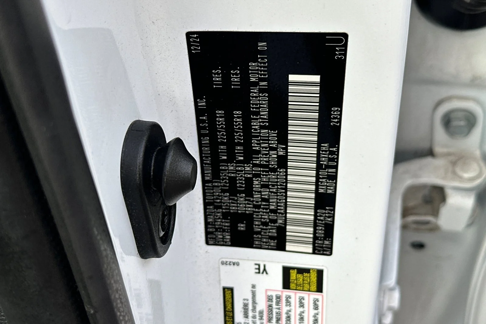 Used 2025 Beige Toyota XLE image 28