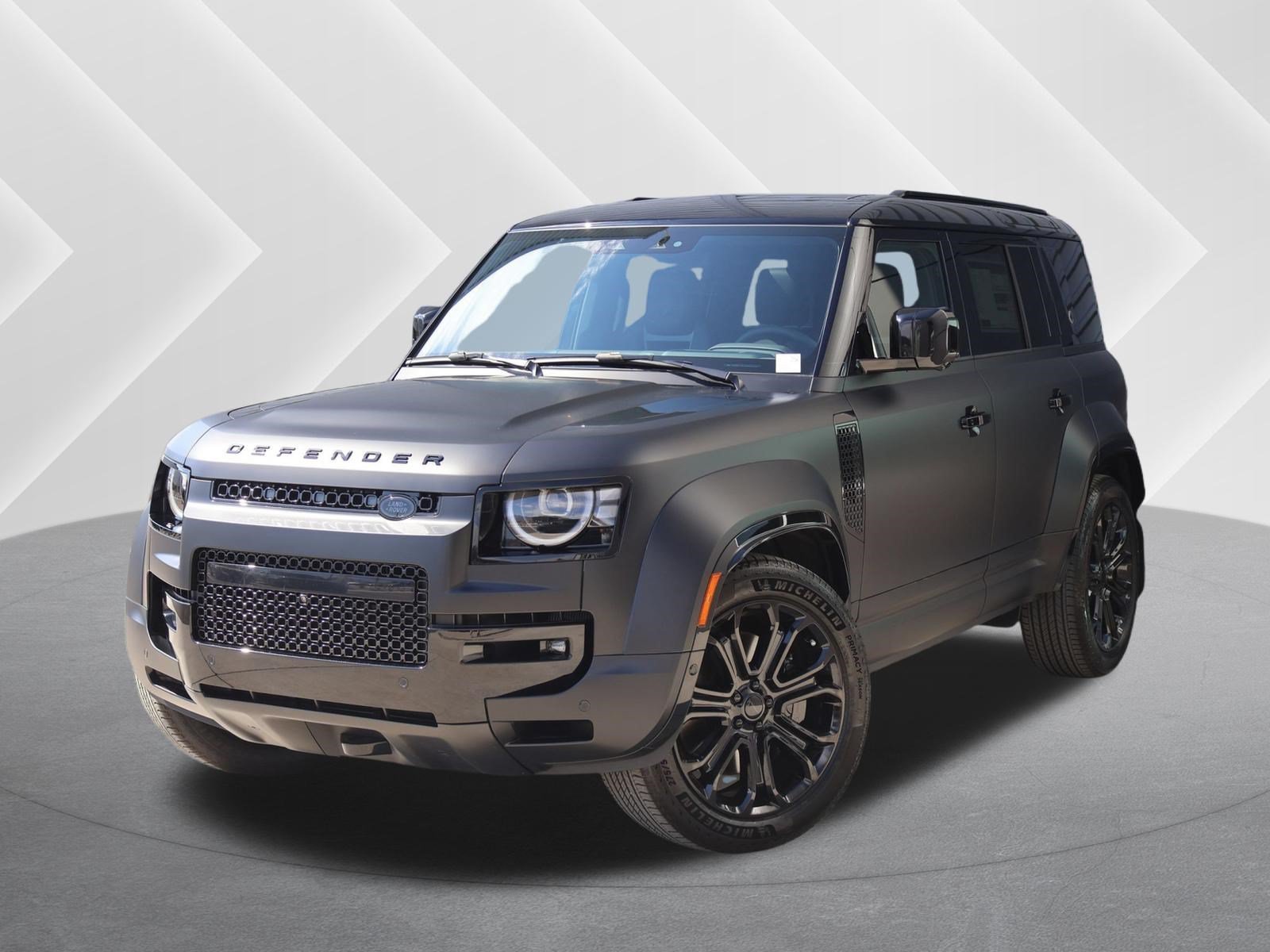 New 2026 Narvik Black LAND ROVER P635 OCTA Black image 1