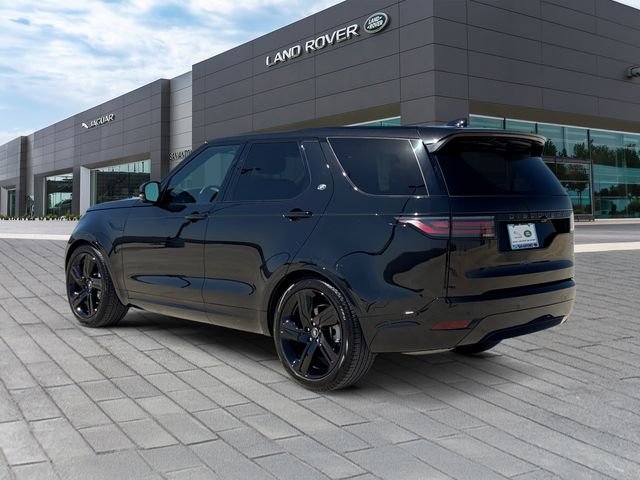 Certified Used 2025 Black Land Rover Dynamic SE image 3