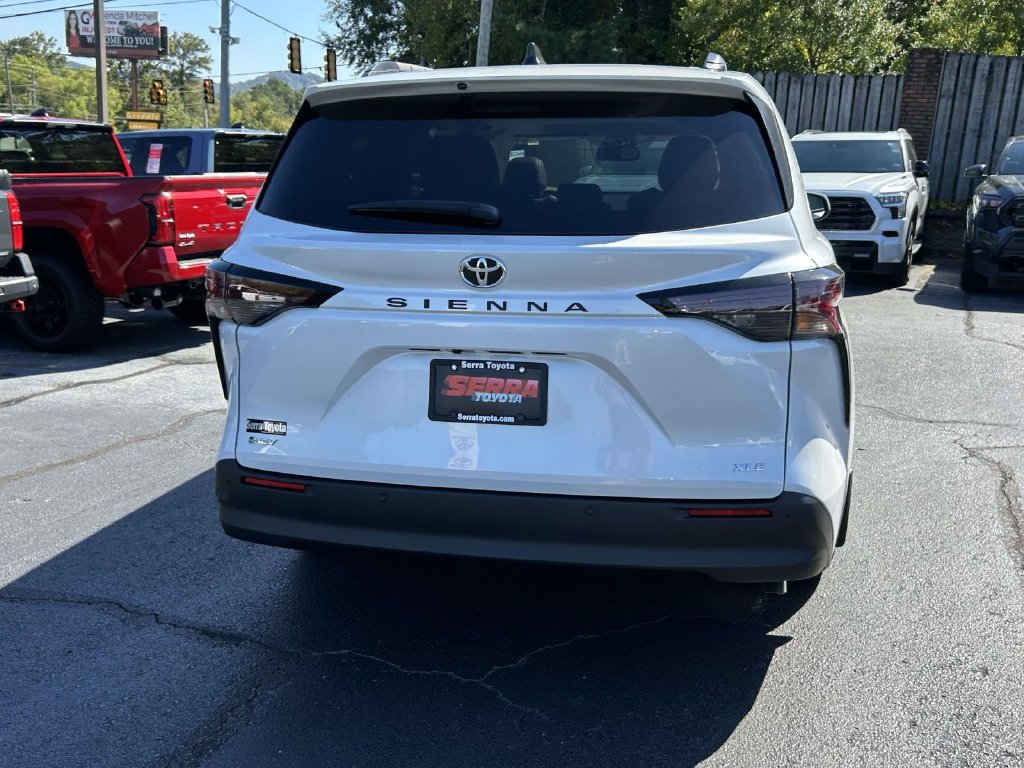New 2026 Wind Chill Pearl Toyota XLE image 4