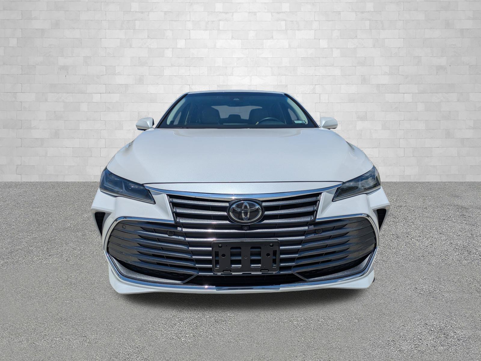 2019 Toyota Avalon Limited - Photo 6