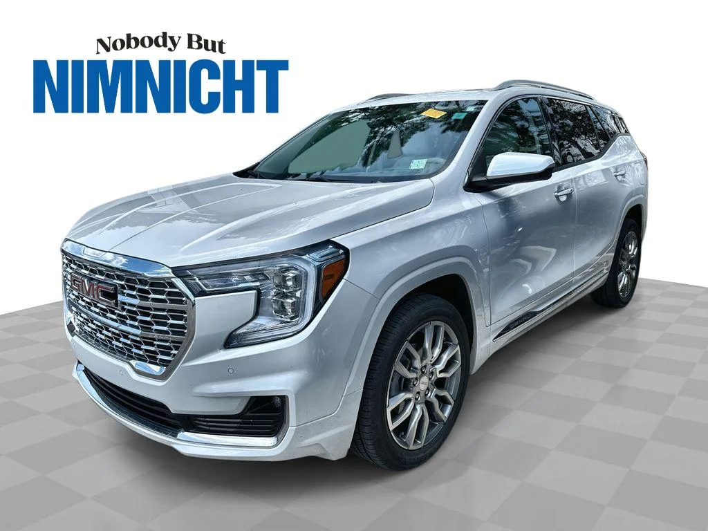 2023 GMC Terrain Denali AWD's photo