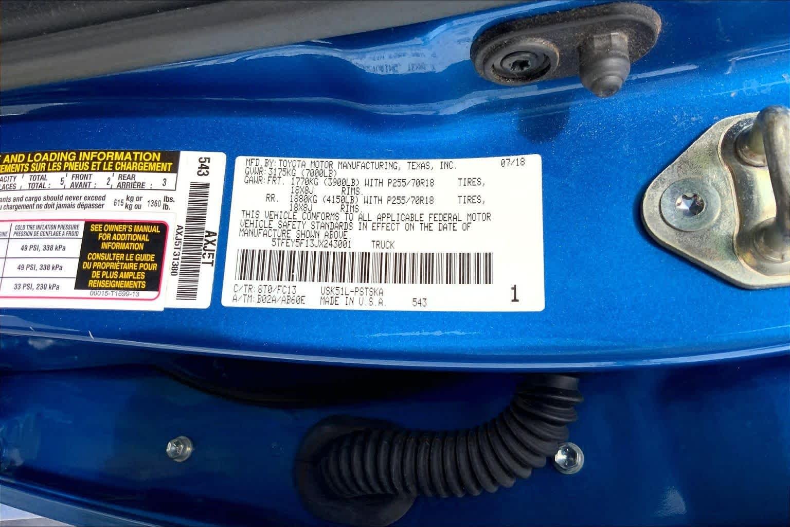 Used 2018 Blazing Blue Pearl Toyota SR5 image 35