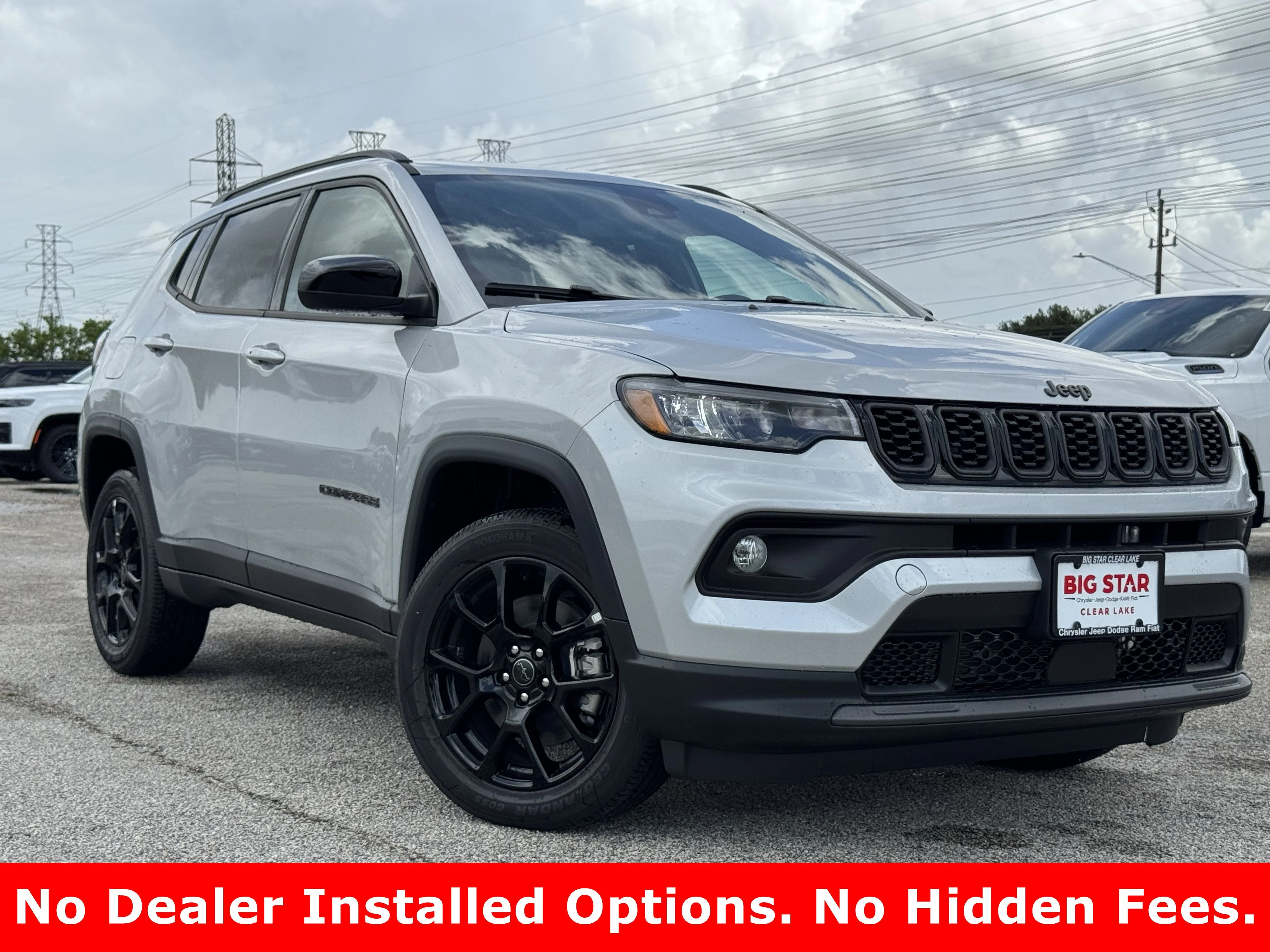 New 2026 Silver Zynith Metallic Clearcoat Jeep Latitude Altitude image 2