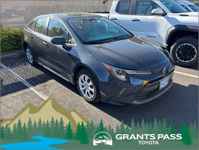 2024 Toyota Corolla LE CVT's photo