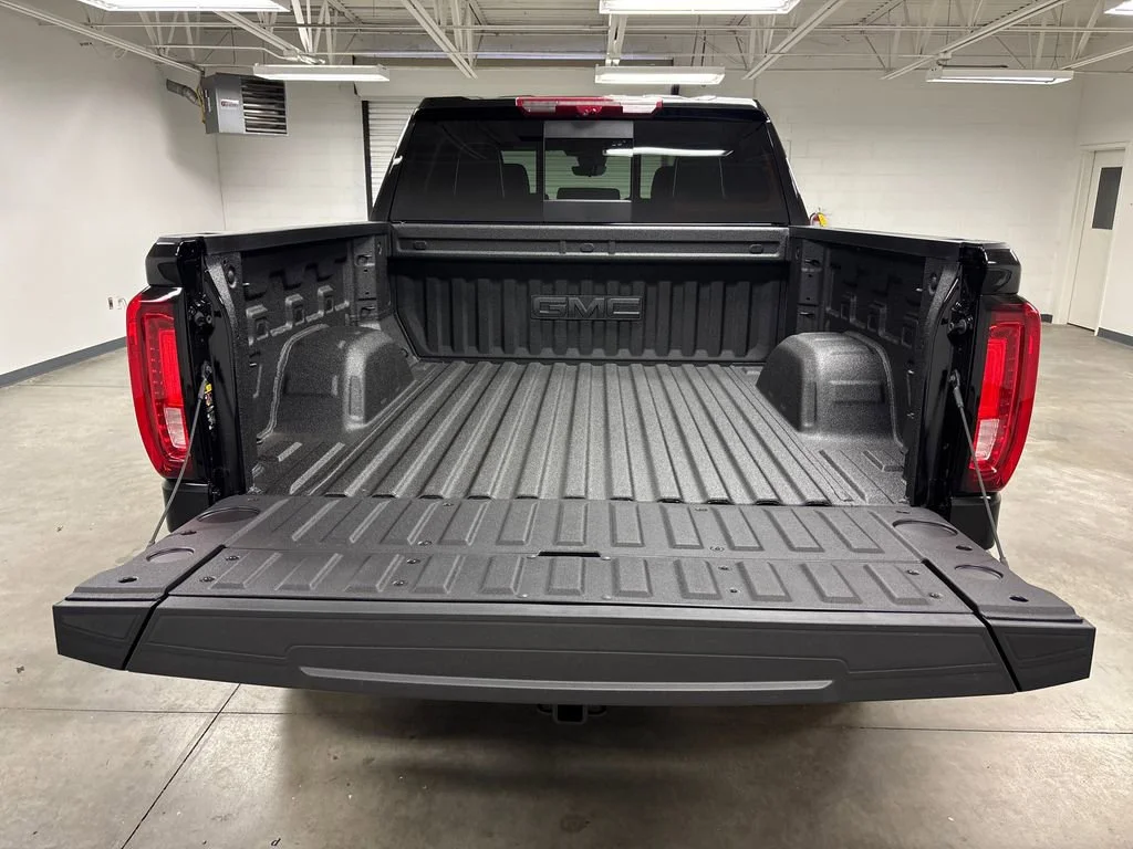 2026 GMC Sierra 1500 AT4X - Photo 17