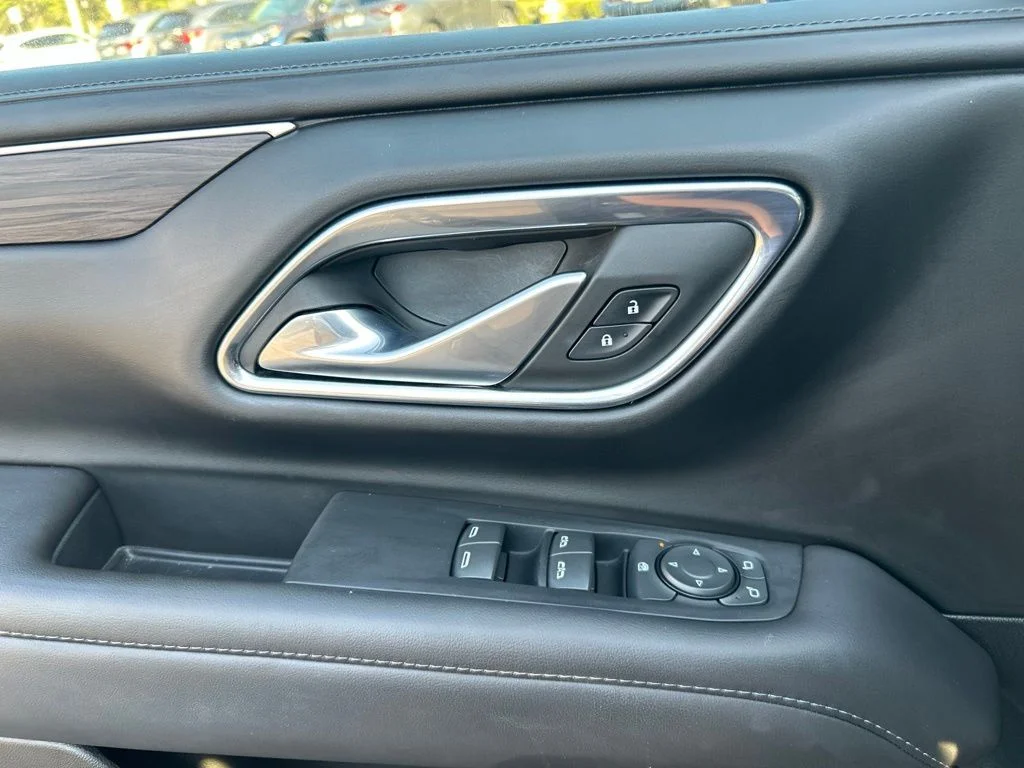 Used 2023 Gray Chevrolet LS image 15