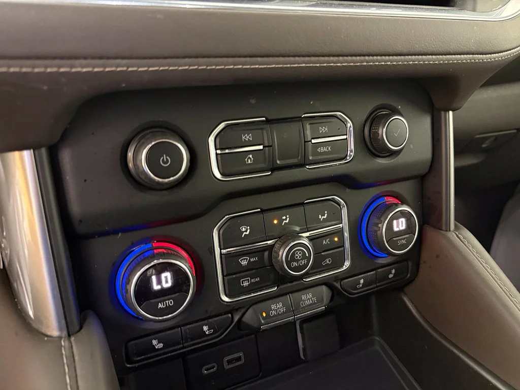 Used 2021 White Chevrolet LT image 30