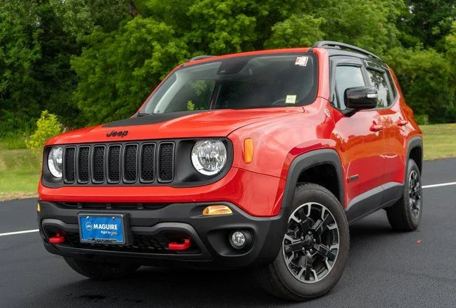 Used 2023 Red Jeep Trailhawk image 1