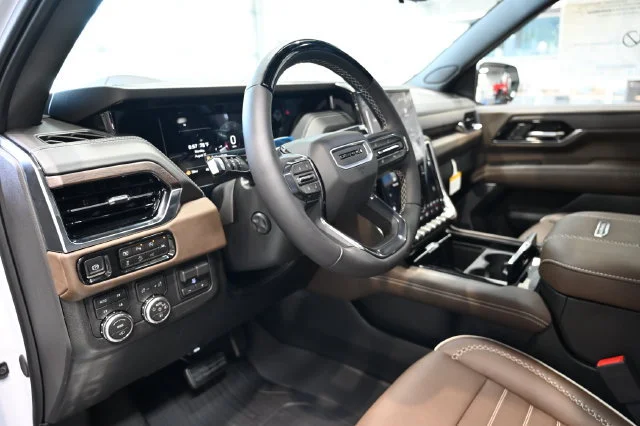 2026 GMC Yukon XL Denali Ultimate - Photo 27