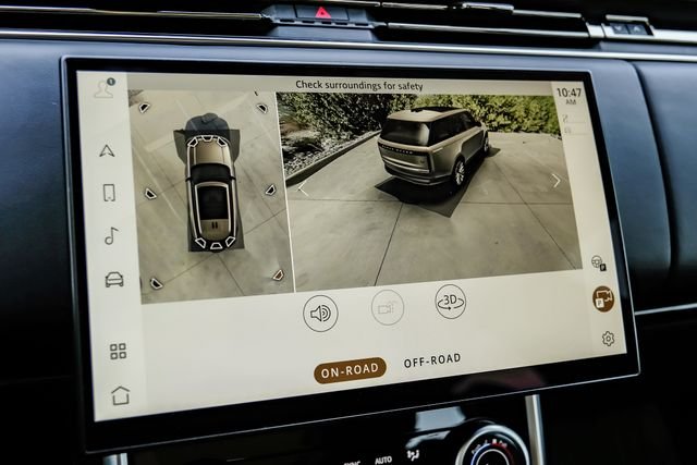 Used 2022 Fuji White Land Rover SE image 27