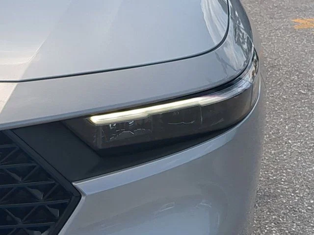 New 2026 Solar Silver Metallic Honda LX image 9