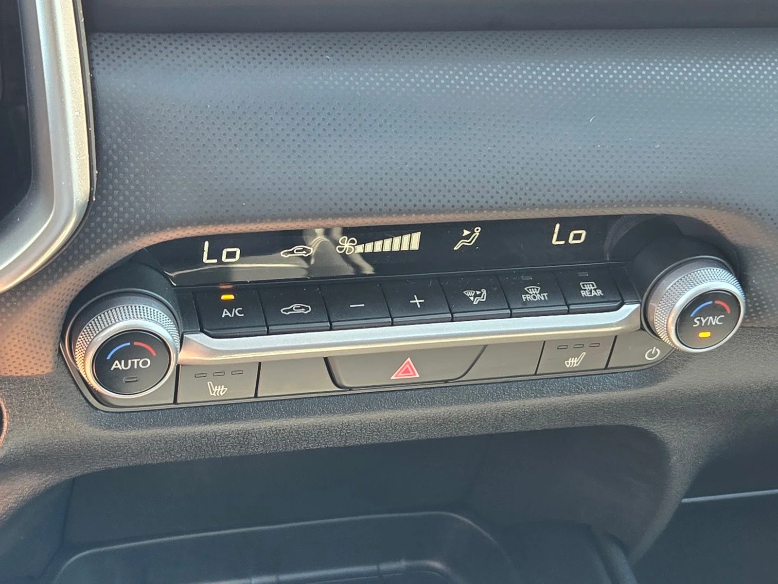 Certified Used 2025 Wind Chill Pearl Mazda 2.5 S Premium Package image 26