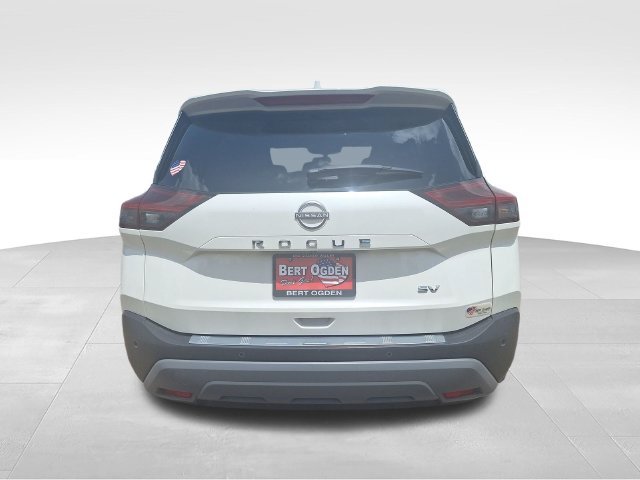 Used 2023 White Nissan SV image 7