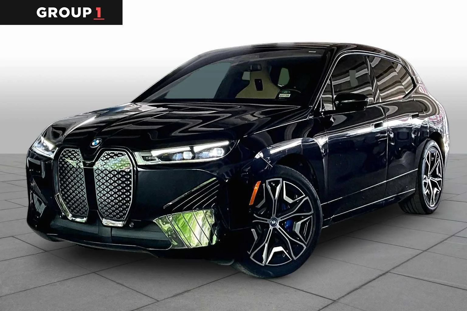 2024 BMW iX xDrive50's photo