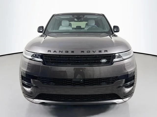 Used 2024 Gray Land Rover Dynamic SE image 2