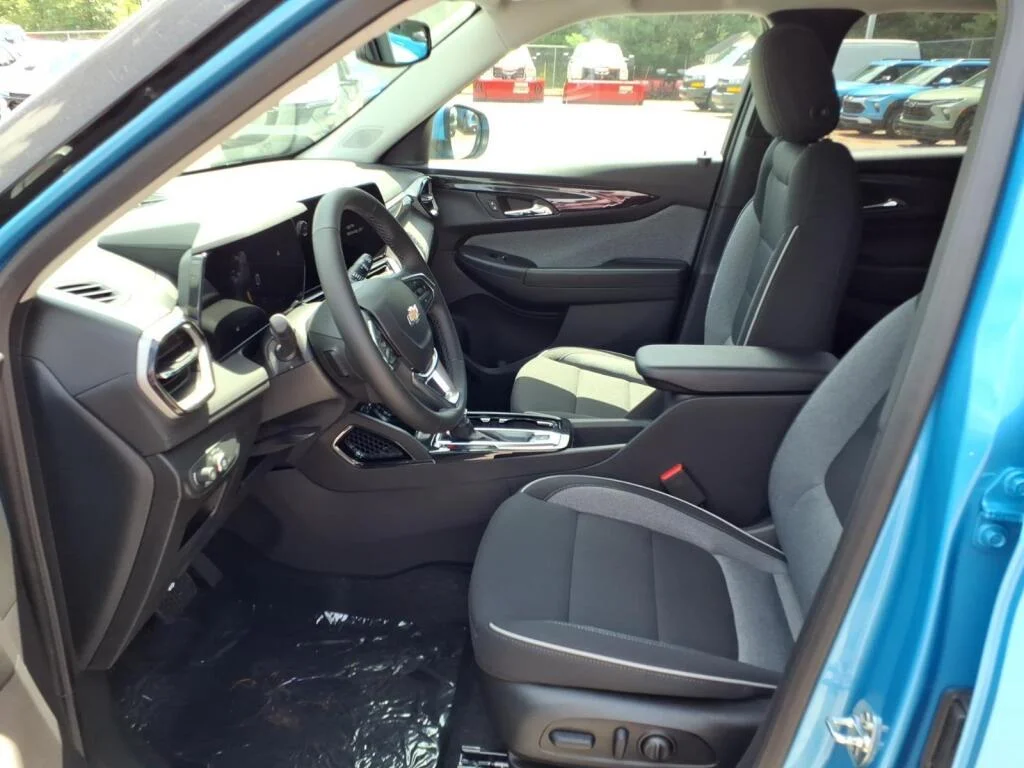 New 2026 Marina Blue Metallic Chevrolet LT image 7
