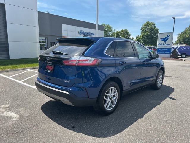 Used 2024 Blue Ford SEL image 7