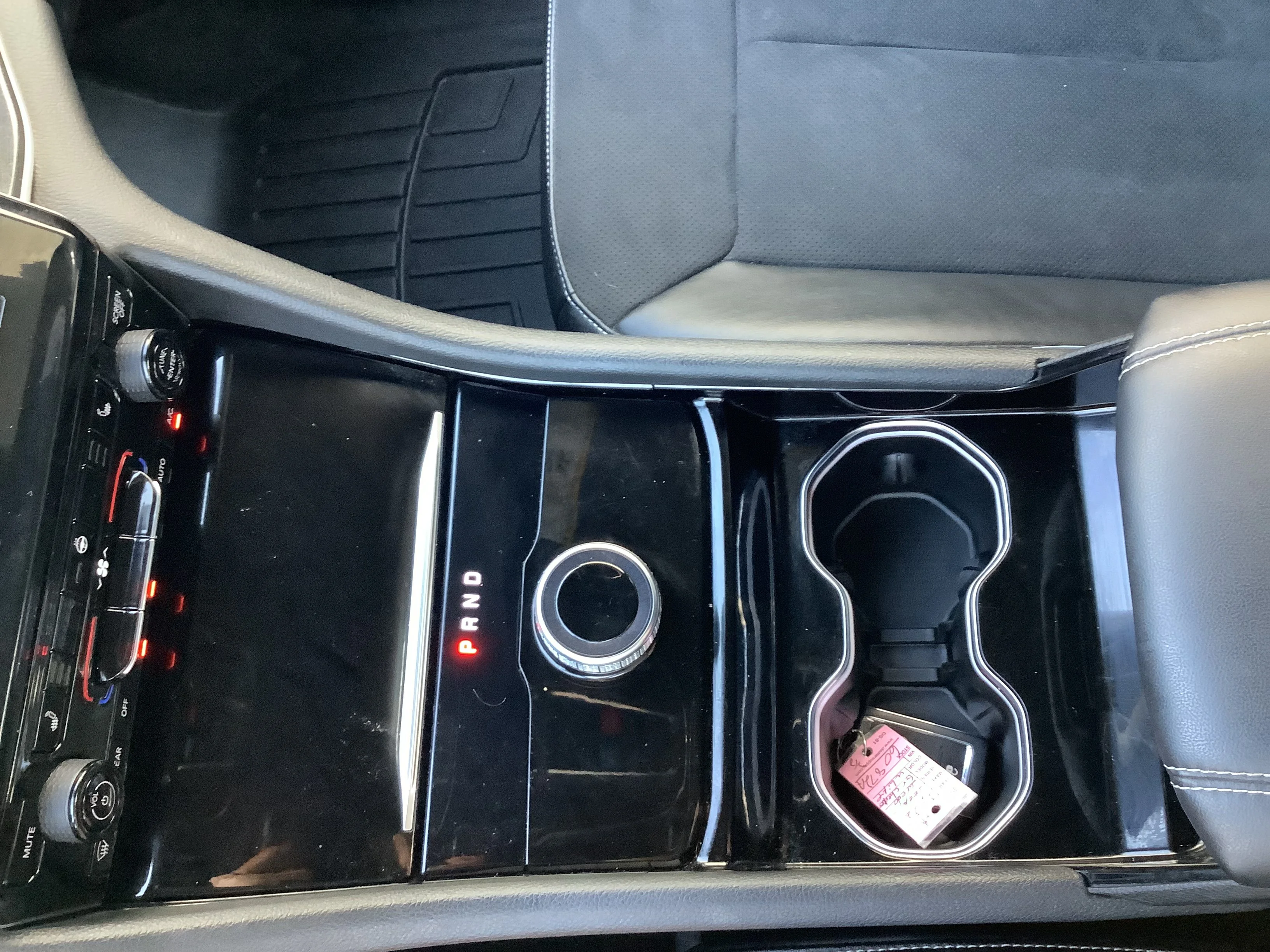 Used 2022 White Jeep Altitude image 15
