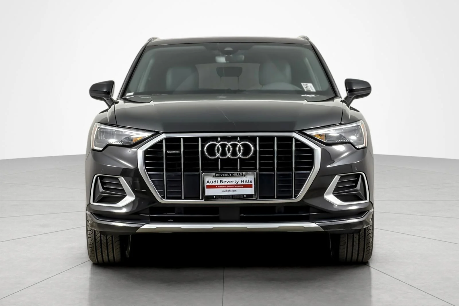 Used 2022 Mythos Black Metallic Audi Premium 40 TFSI quattro image 8