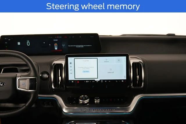 New 2026 Oxford White Ford Platinum® image 28