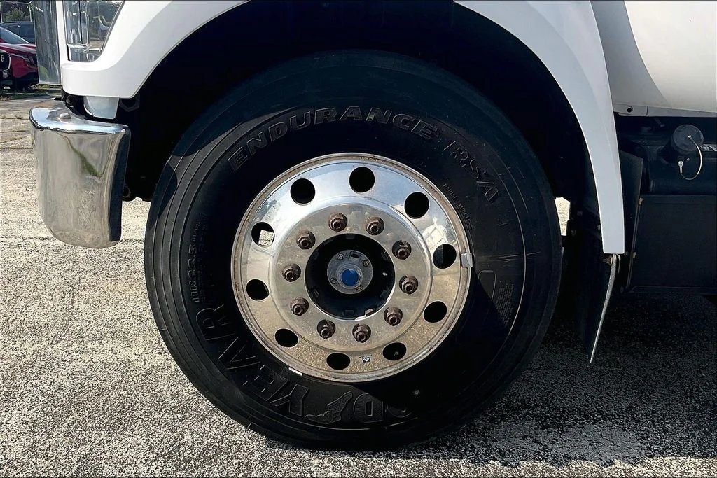 Used 2018 White Ford Base image 8