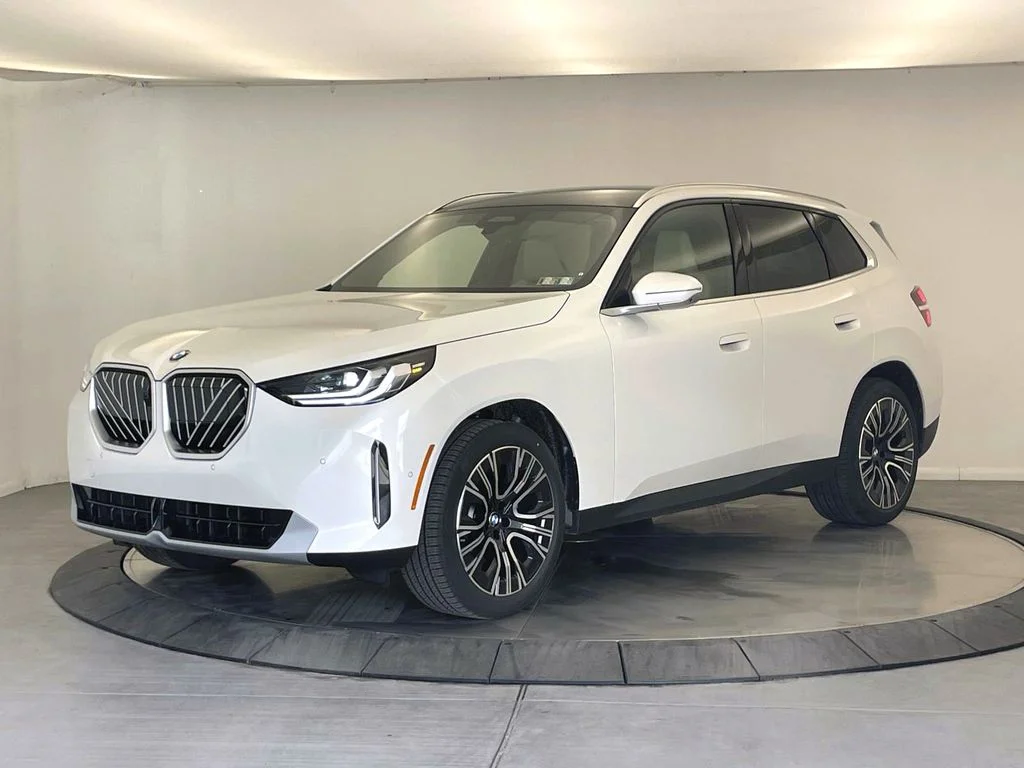 Used 2026 White BMW 30 xDrive image 1