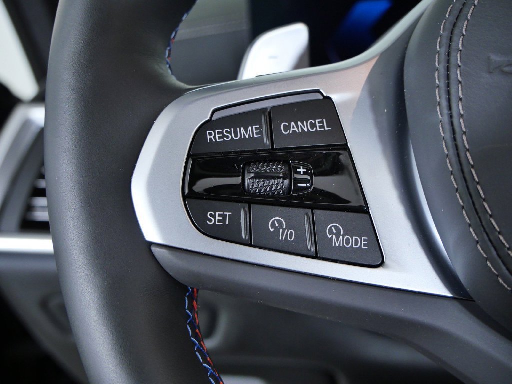 2026 BMW X5 M60i - Photo 40