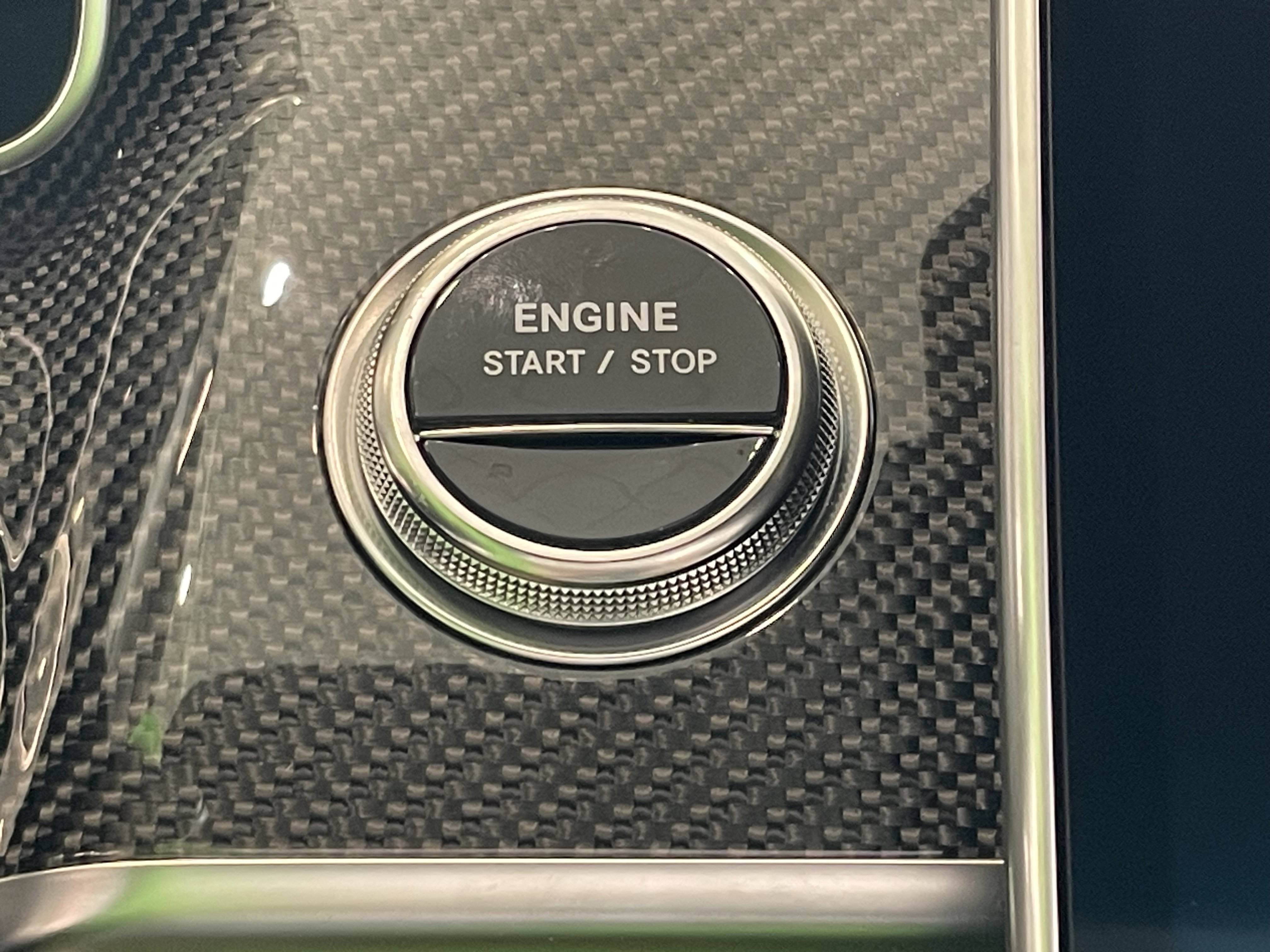 New 2026 MANUFAKTUR Graphite Grey Magno Mercedes-Benz AMG® S 63 E 4MATIC® Sedan image 28