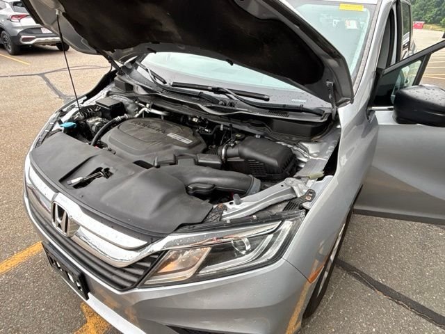 Used 2019 Silver Honda LX image 17