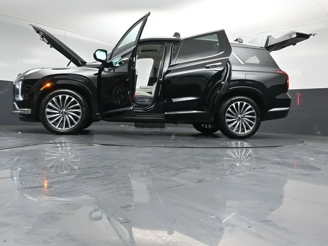 Certified Used 2025 Abyss Black Pearl Hyundai Calligraphy image 56