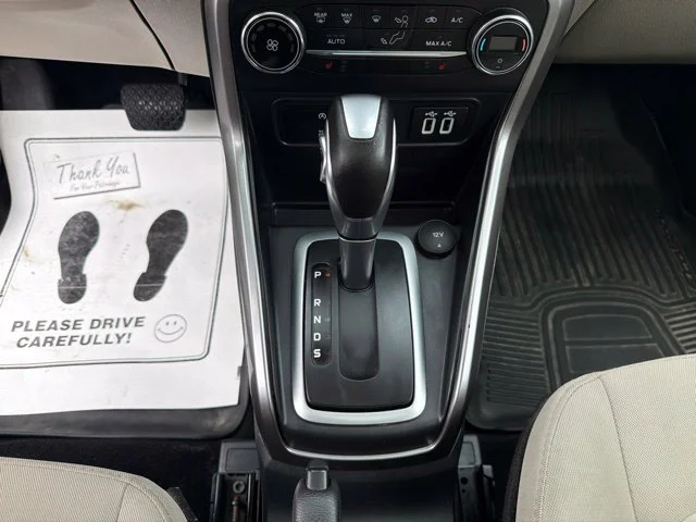 Used 2019 Silver Metallic Ford  image 27