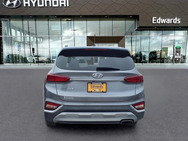 Used 2020 Gray Hyundai SE image 8