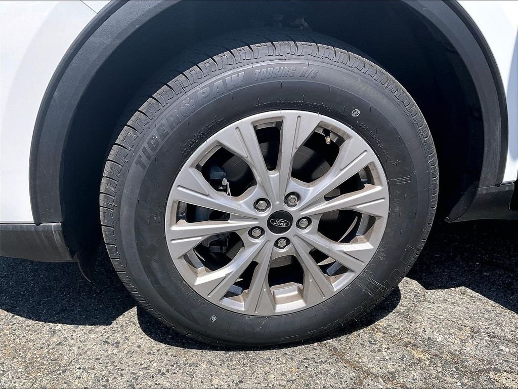 Used 2025 White Ford Active image 7