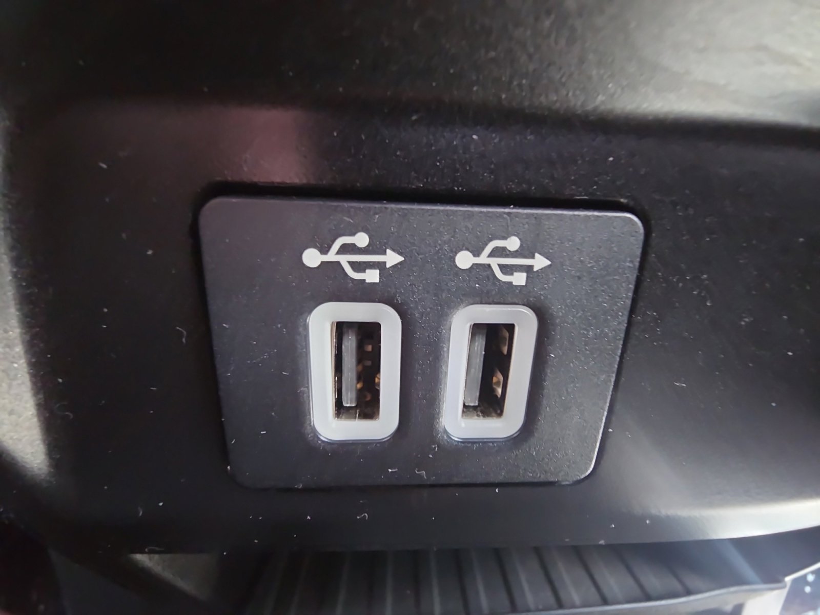 Used 2019 Oxford White Ford XLT image 19
