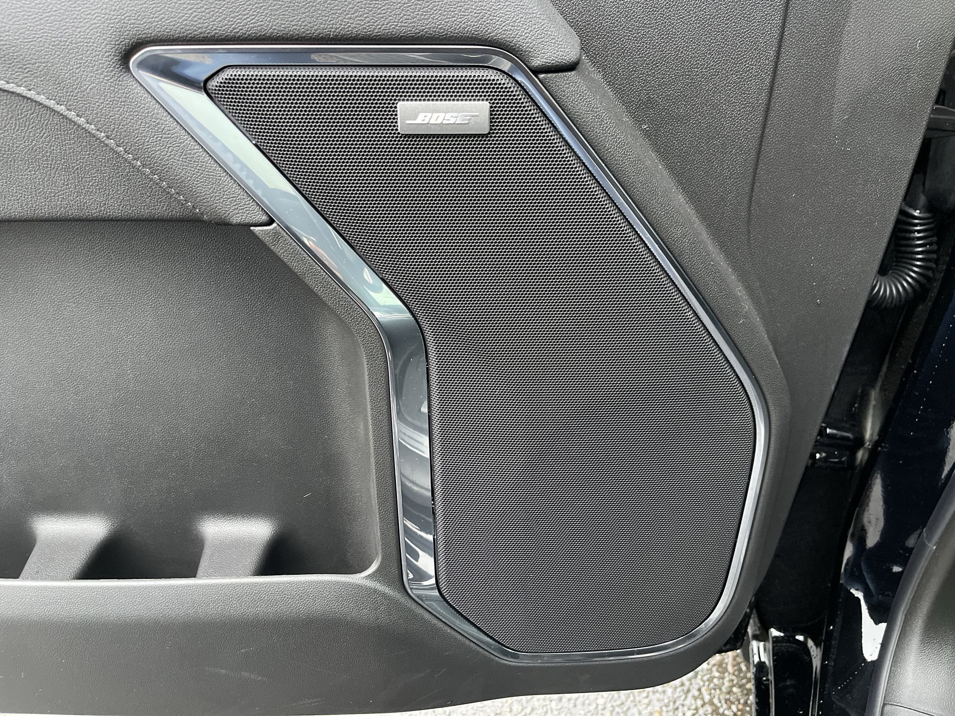 New 2026 Onyx Black GMC Elevation image 60