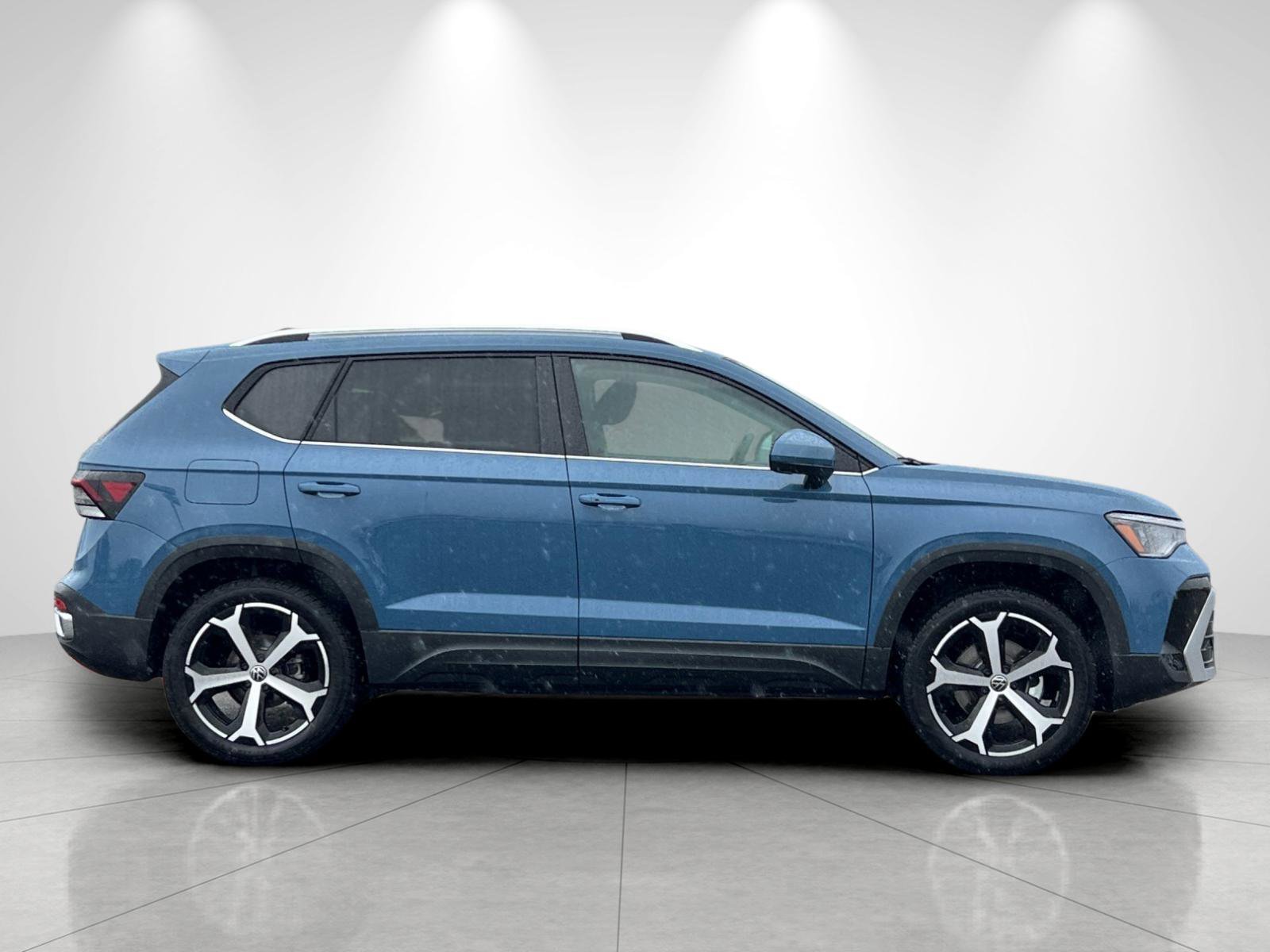 New 2026 Monterey Blue Pearl Volkswagen SEL image 6