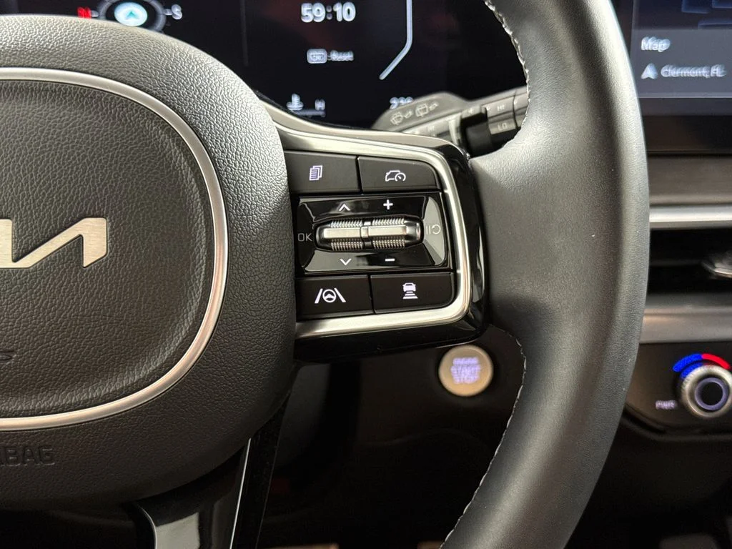 2025 Kia Sorento X-Line SX - Photo 16