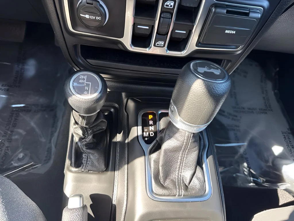 Used 2026 White Jeep Sahara image 12