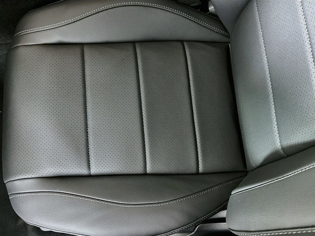 New 2026 Selenite Grey Metallic Mercedes-Benz GLE 350 image 19