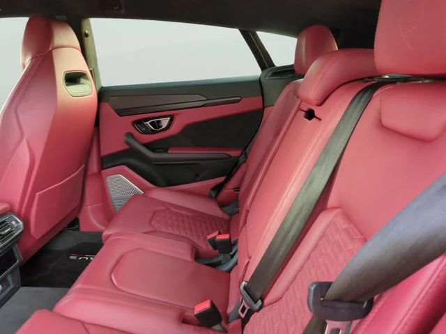 Used 2021 Black Lamborghini Base image 16