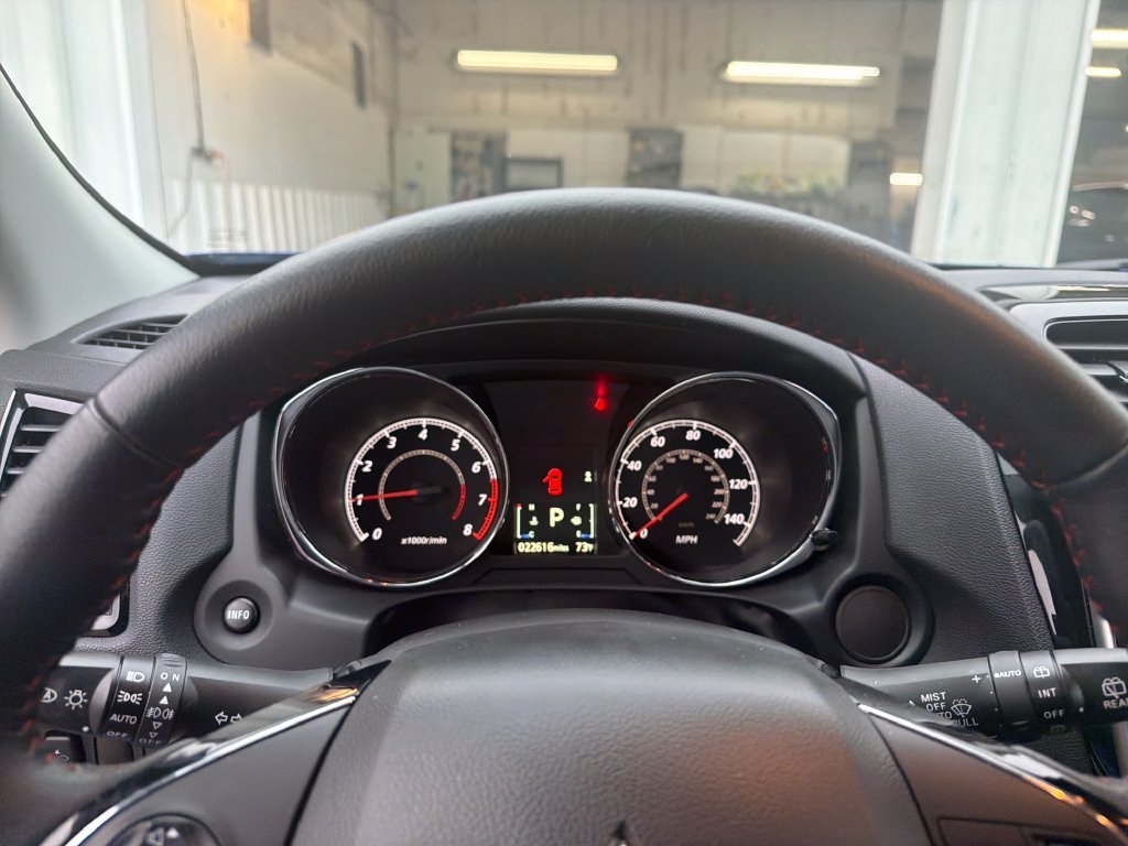 Used 2026 Blue Mitsubishi 2.0 LE image 18