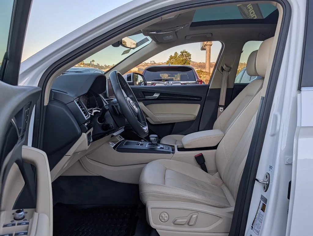 Used 2018 White Audi 2.0T image 12