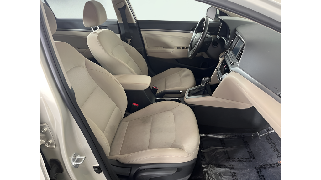 Used 2017 Mineral Beige Hyundai Value Edition image 31
