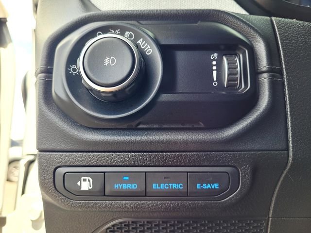 Used 2024 Silver Jeep Sahara 4xe image 15