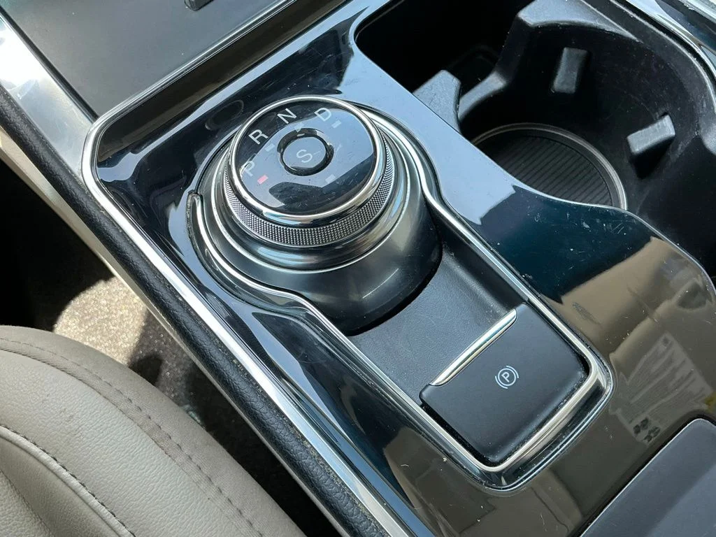 Used 2019 Silver Ford Titanium image 35