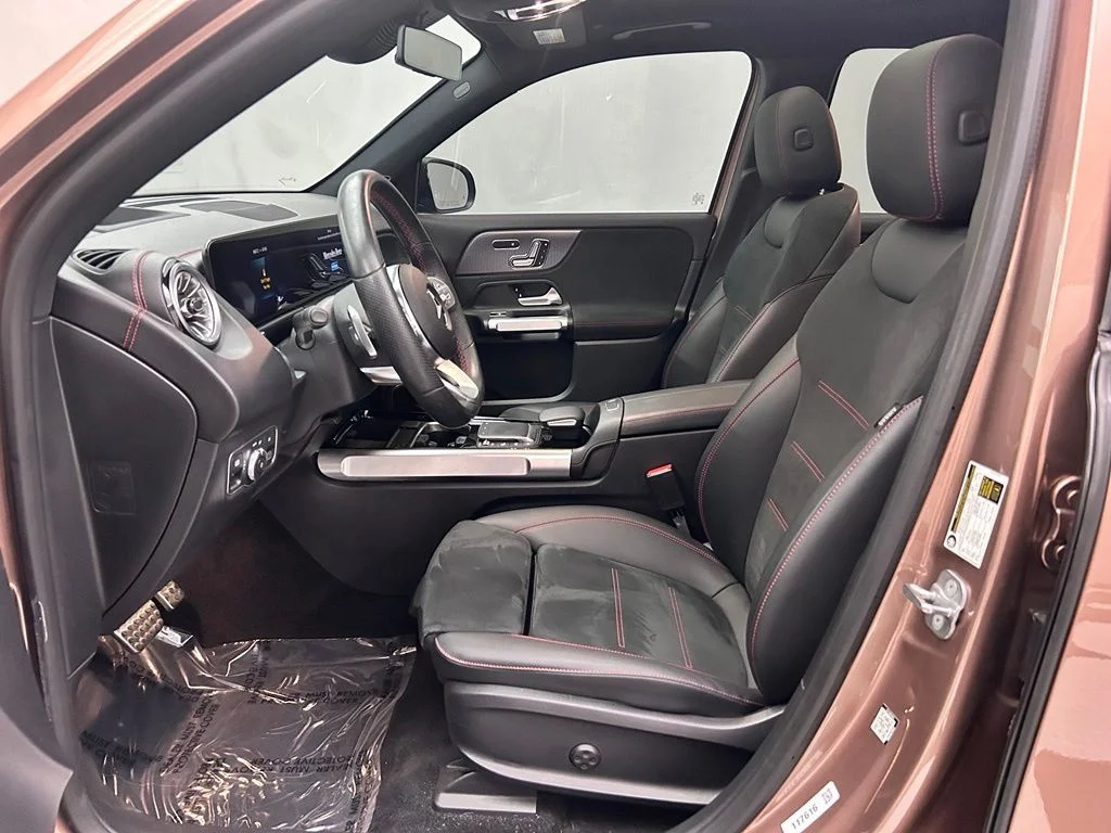 Used 2023 Gold Mercedes-Benz 300 image 12