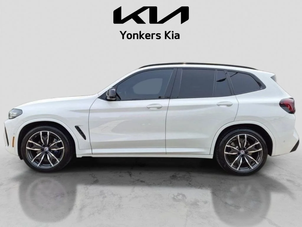 Used 2024 White BMW M40i image 12