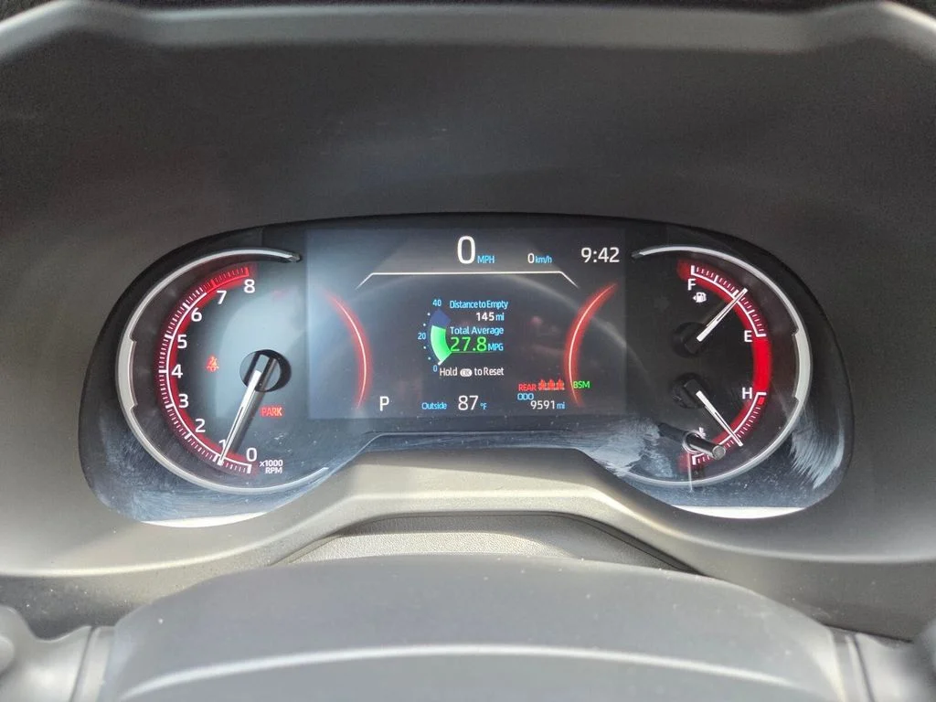 Certified Used 2024 White Toyota XLE image 32