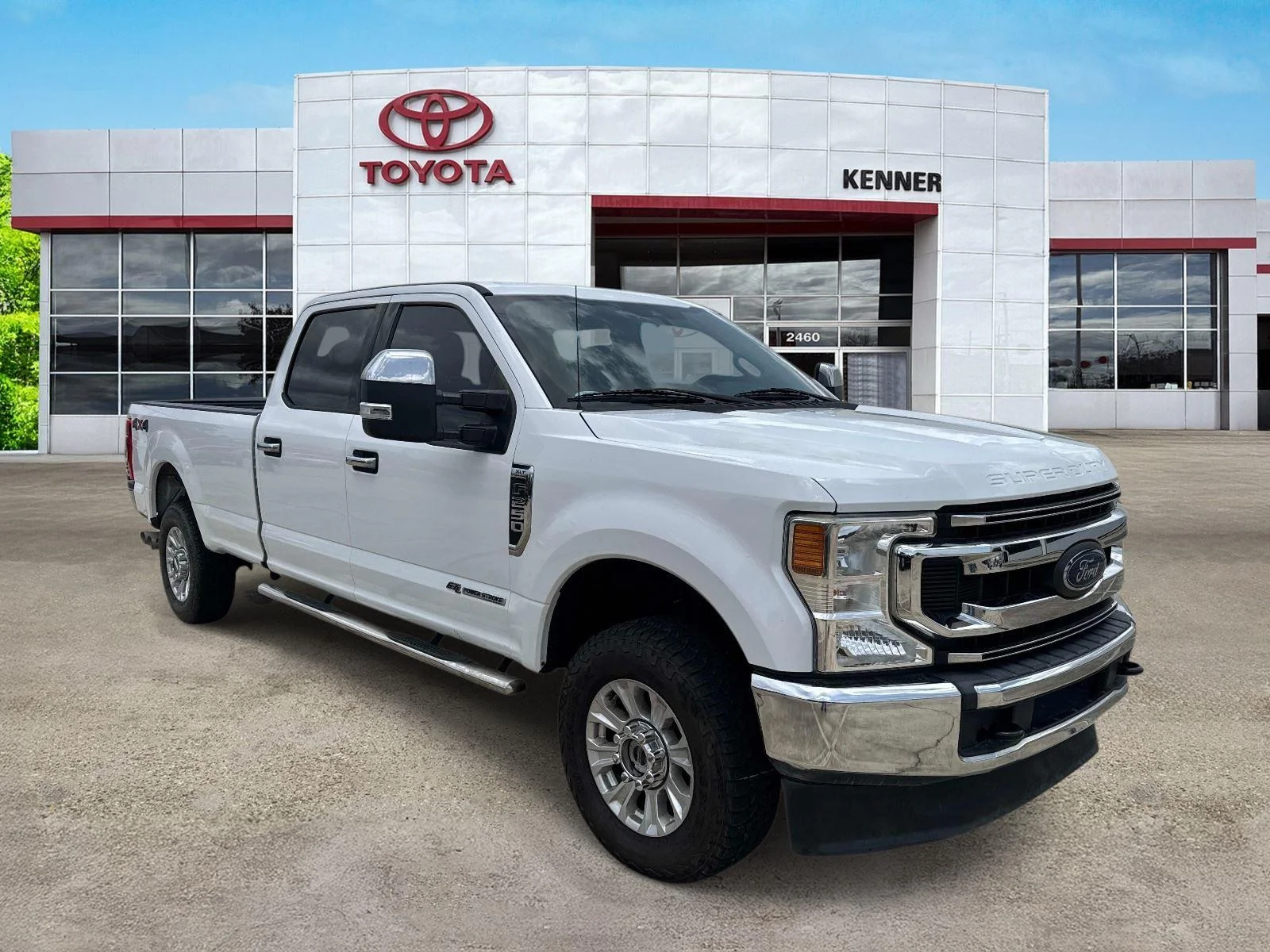 2021 Ford F-250 XLT 4x4 Crew Cab 8' Box's photo